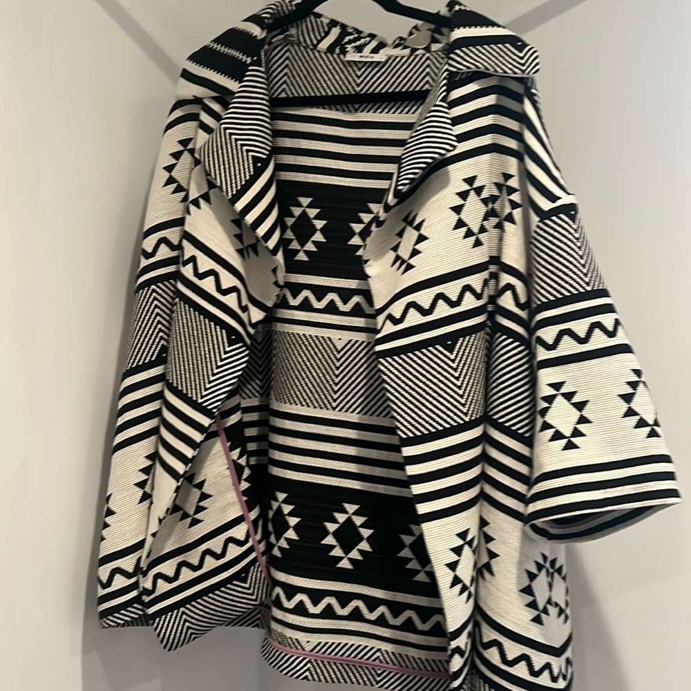 Over coat with many patterns